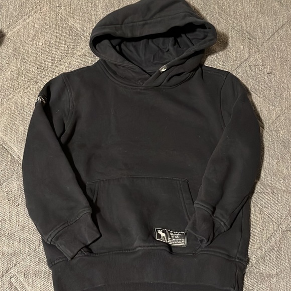 Boys’ Abercrombie Bundle - Picture 2 of 6